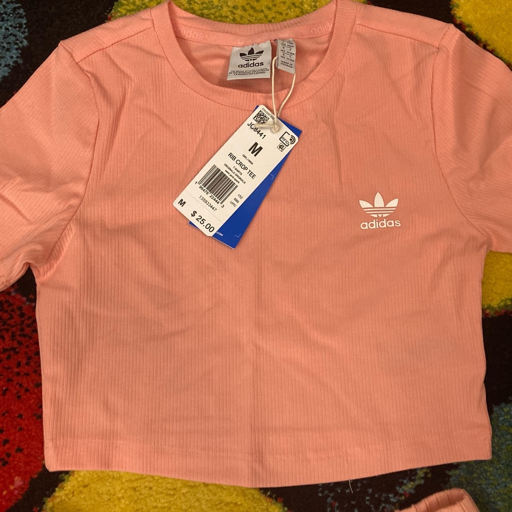 Adidas Light Pink Logo Top and Shorts - Picture 2 of 3